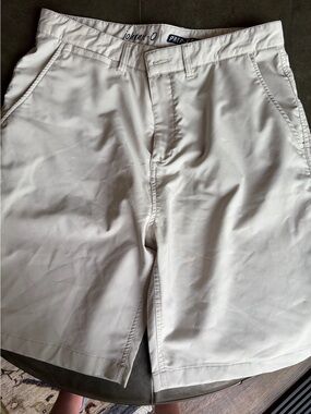 johnnie-O White Flat Front Men's Shorts
